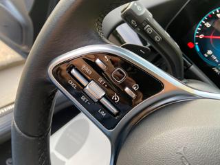 MERCEDES-BENZ GLA 200 usata, con Leve al volante