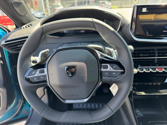 PEUGEOT 2008 usata, con Cruise Control