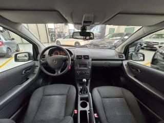 MERCEDES-BENZ A 160 usata, con Chiusura centralizzata
