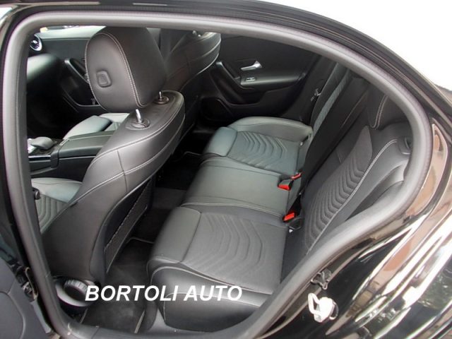 MERCEDES-BENZ A 180 usata, con Chiusura centralizzata