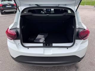 DACIA Sandero usata, con Autoradio digitale