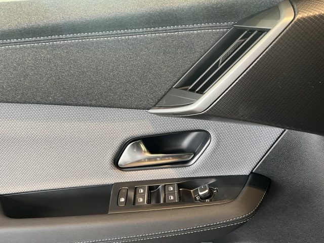 OPEL Grandland usata, con Specchietti laterali elettrici