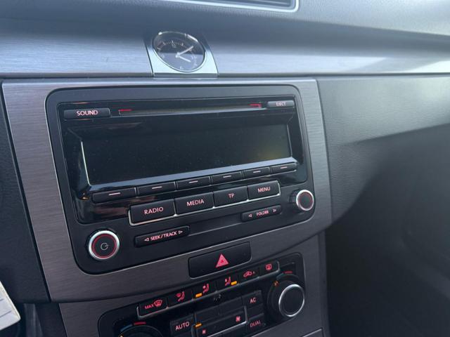 VOLKSWAGEN Passat usata, con Fendinebbia