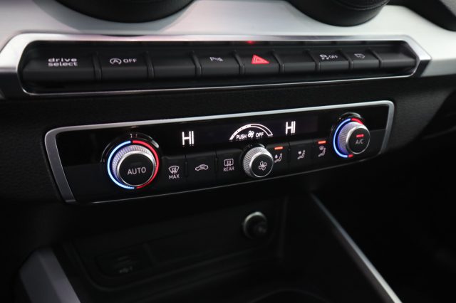AUDI Q2 usata 11