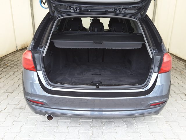 BMW 318 usata, con Servosterzo