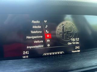 ALFA ROMEO Stelvio usata, con Gancio traino