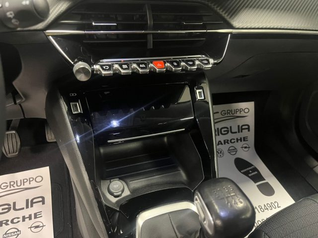 PEUGEOT 2008 usata, con Park Distance Control