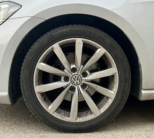 VOLKSWAGEN Golf usata, con MP3