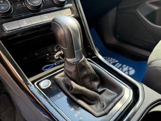 VOLKSWAGEN Touran usata, con Servosterzo