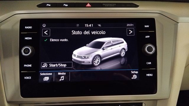 VOLKSWAGEN Passat usata 26