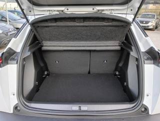 PEUGEOT 2008 usata, con Cruise Control