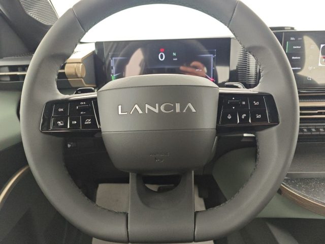 LANCIA Ypsilon usata, con Autoradio