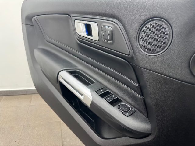 FORD Mustang usata, con Sedile posteriore sdoppiato