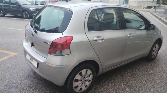 TOYOTA Yaris usata, con Climatizzatore