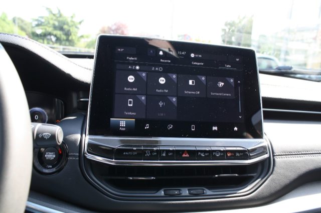 JEEP Compass usata, con Autoradio digitale