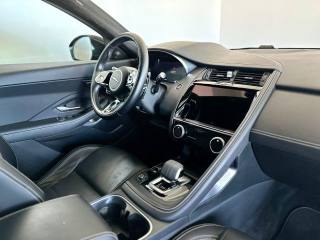 JAGUAR E-Pace usata, con Autoradio digitale