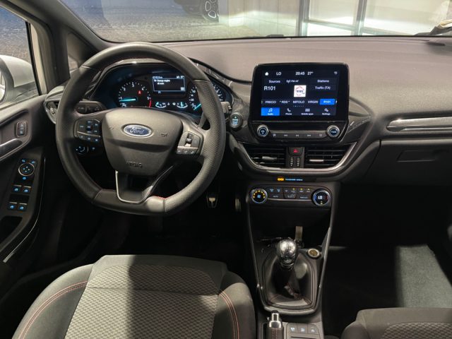 FORD Fiesta usata, con Cruise Control