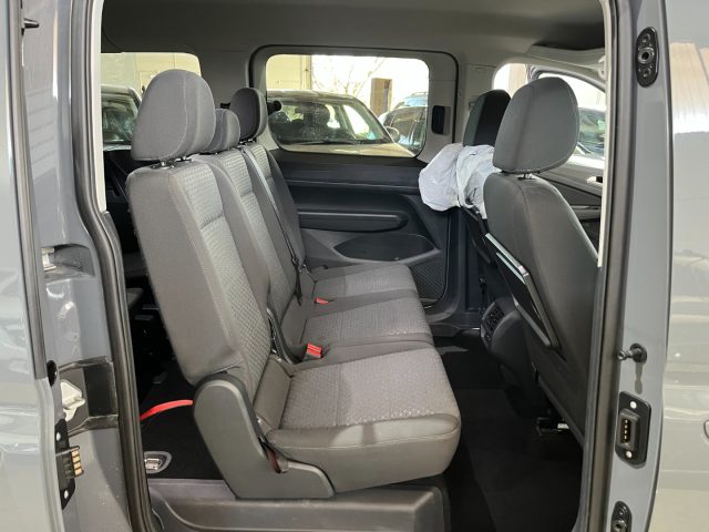 FORD Tourneo Connect usata, con Vetri oscurati