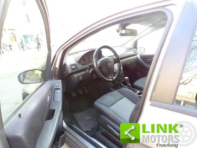 MERCEDES-BENZ A 160 usata, con Autoradio digitale