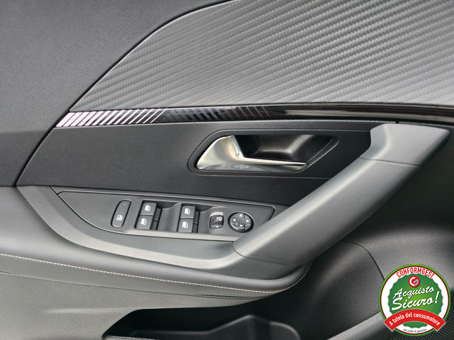 PEUGEOT 2008 usata, con USB