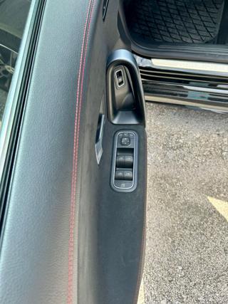 MERCEDES-BENZ CLA 220 usata, con Telecamera per parcheggio assistito