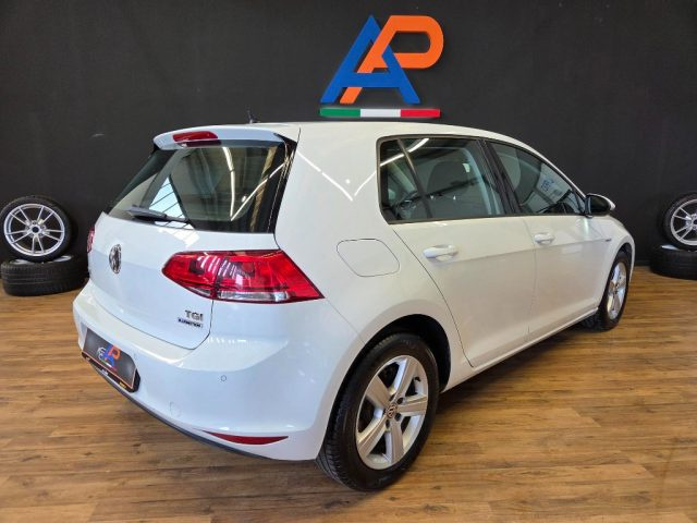 VOLKSWAGEN Golf usata, con Autoradio