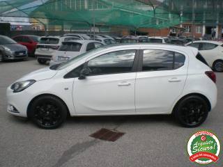 OPEL Corsa usata, con Airbag Passeggero