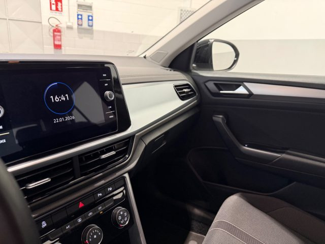 VOLKSWAGEN T-Roc usata, con Specchietti laterali elettrici