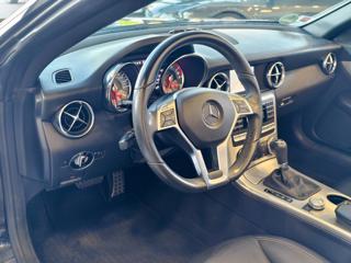 MERCEDES-BENZ SLK 200 usata, con Climatizzatore
