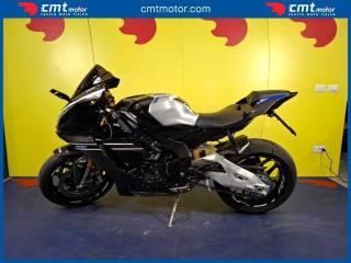 YAMAHA YZF R1 usata 1