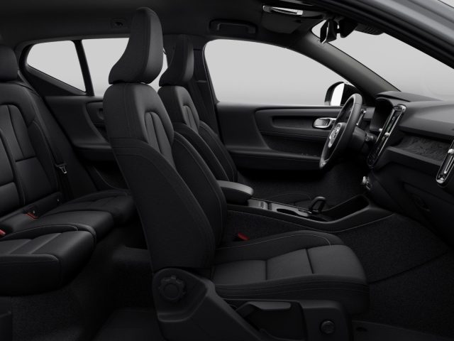 VOLVO EX40 usata, con Controllo trazione