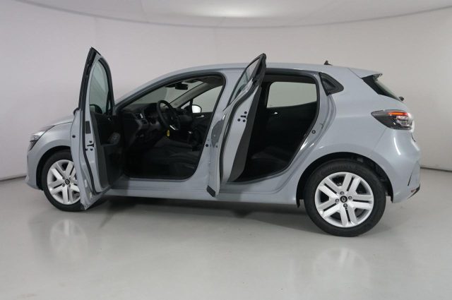 RENAULT Clio usata, con Hill holder