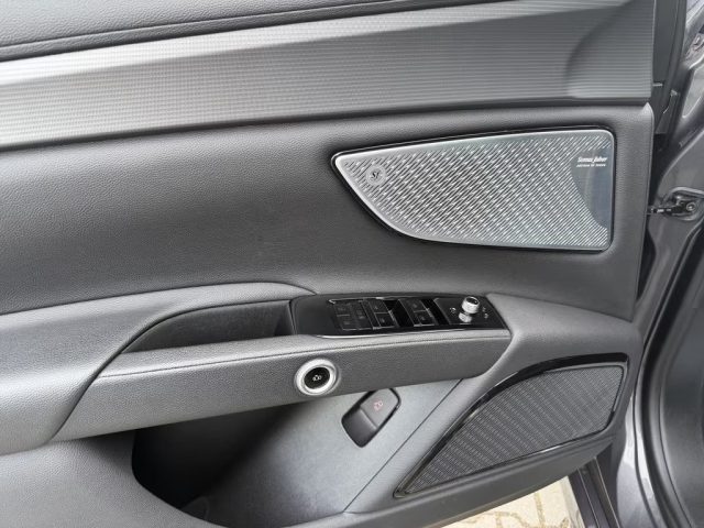 MASERATI Grecale usata, con Alzacristalli elettrici