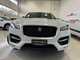 JAGUAR F-Pace usata, con Boardcomputer