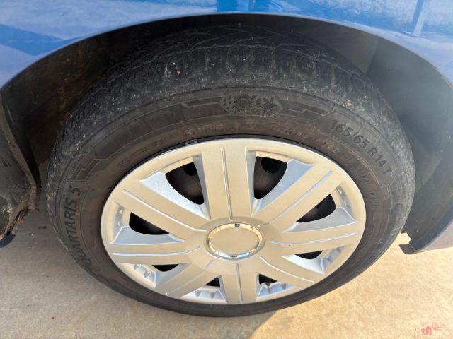 RENAULT Twingo usata 28