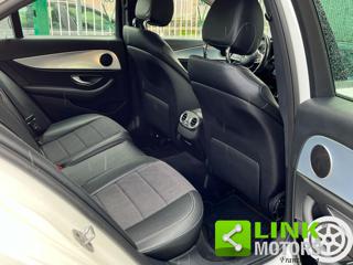 MERCEDES-BENZ E 200 usata, con Touch screen