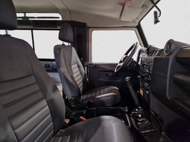 LAND ROVER Defender usata, con Portapacchi