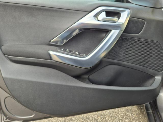 PEUGEOT 2008 usata, con Controllo automatico clima