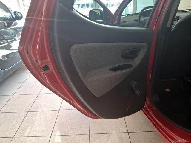 LANCIA Ypsilon usata, con Servosterzo