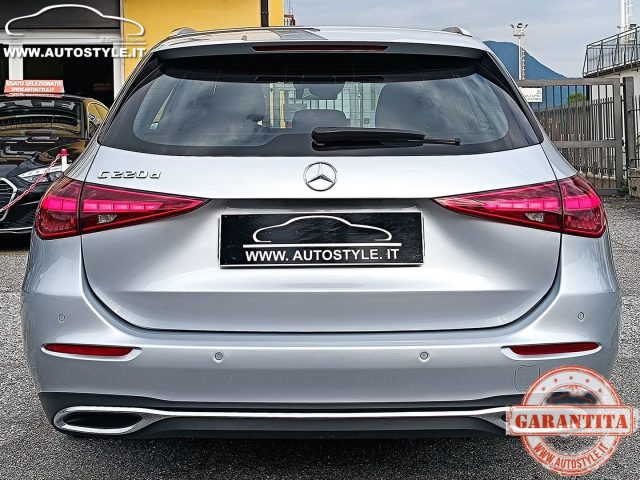 MERCEDES-BENZ C 220 usata, con Specchietti laterali elettrici