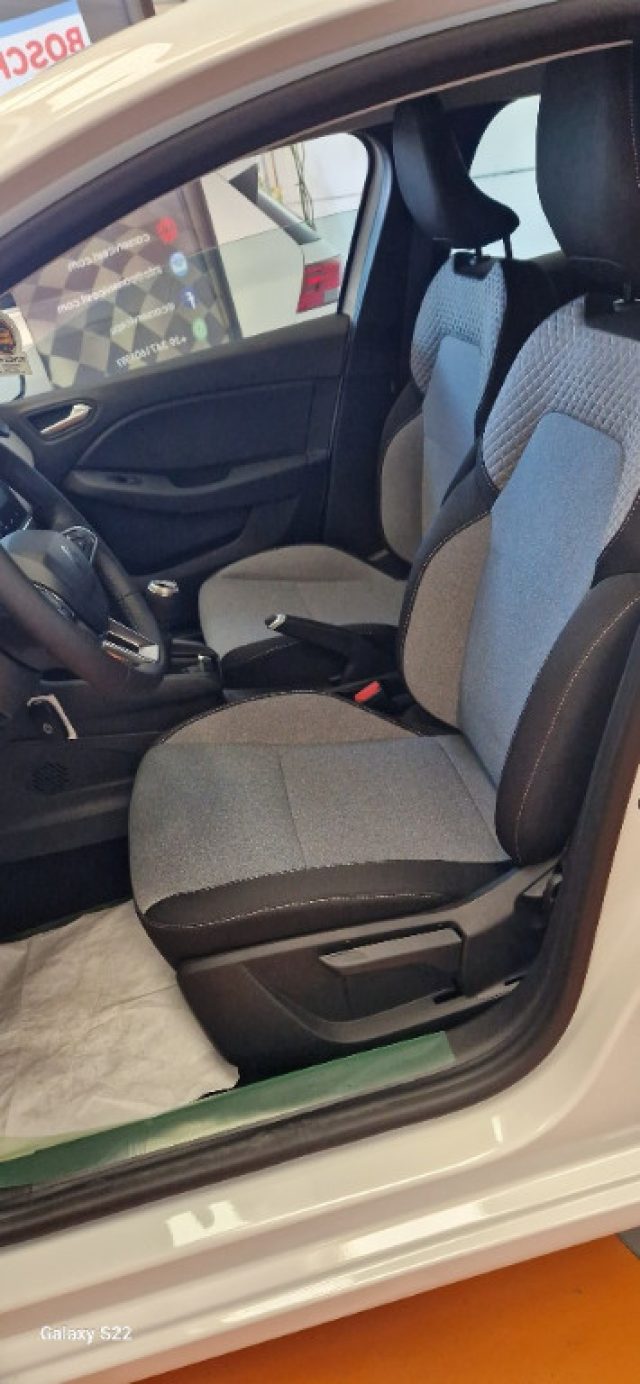 RENAULT Clio usata, con Controllo trazione