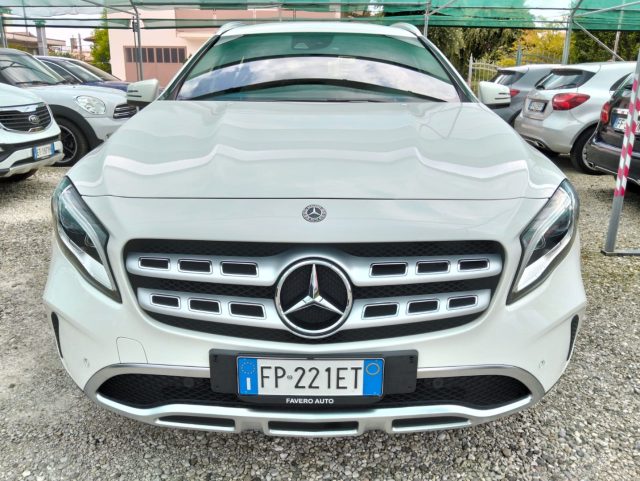 MERCEDES-BENZ GLA 180 usata, con Airbag