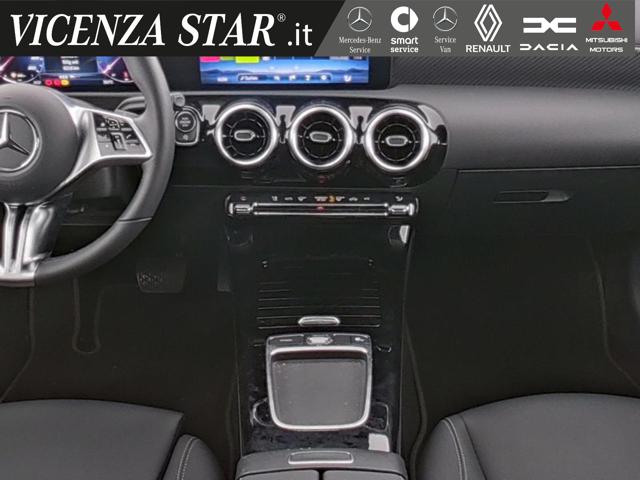 MERCEDES-BENZ A 180 usata, con Chiusura centralizzata