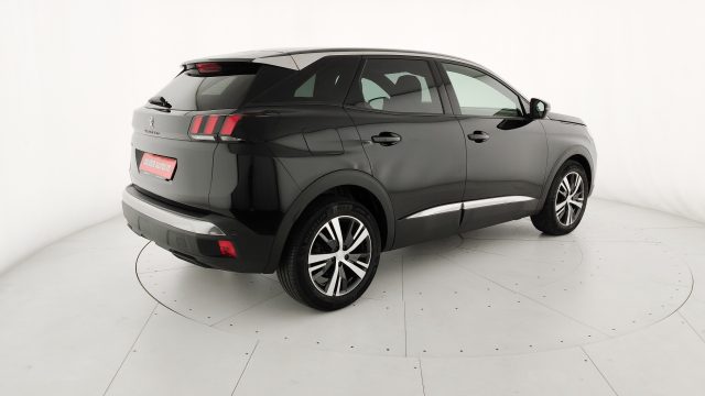 PEUGEOT 3008 usata, con Sensori di parcheggio posteriori