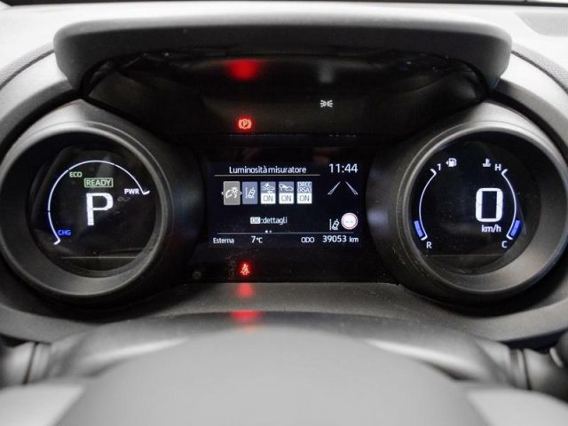 TOYOTA Yaris Cross usata, con Climatizzatore