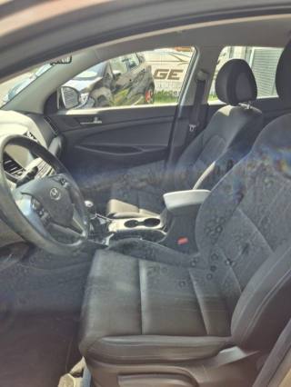 HYUNDAI Tucson usata, con Airbag laterali