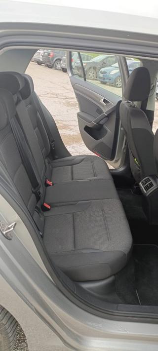 VOLKSWAGEN Golf usata, con Controllo trazione