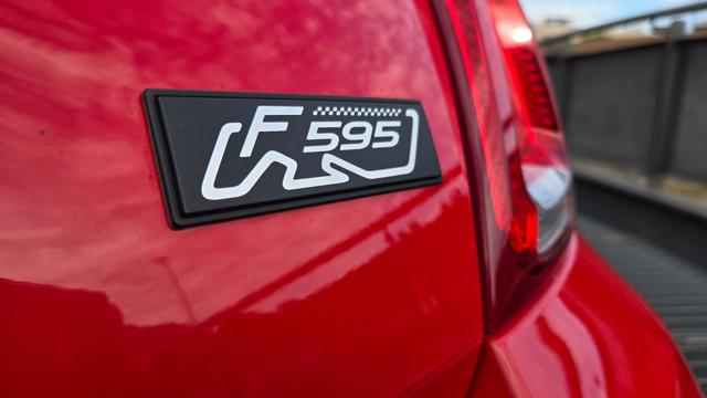 ABARTH 595C usata, con Airbag Passeggero