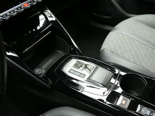 PEUGEOT 2008 usata, con Servosterzo