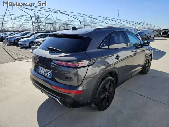 DS AUTOMOBILES DS 7 usata, con Sedile posteriore sdoppiato